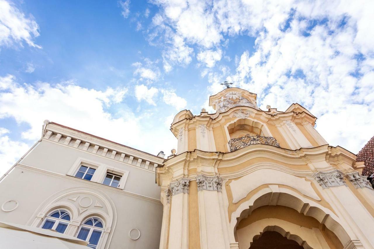 Classy Old Town Apartments By Reside Baltic Вільнюс Екстер'єр фото